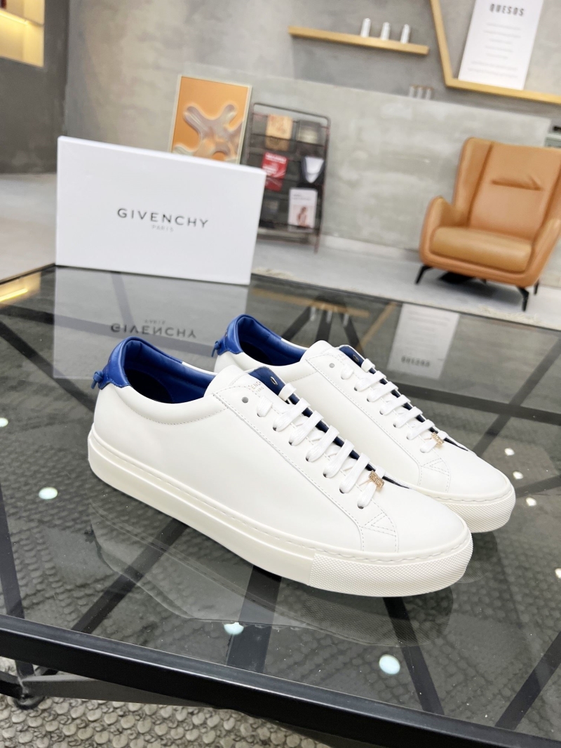 Givenchy Sneakers